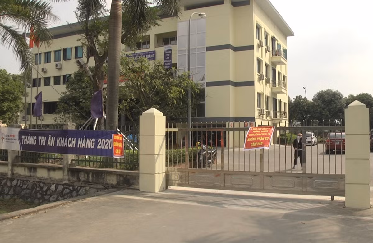 Them mot ca nghi duong tinh SARS-CoV-2 lien quan quan hat Cam Giang