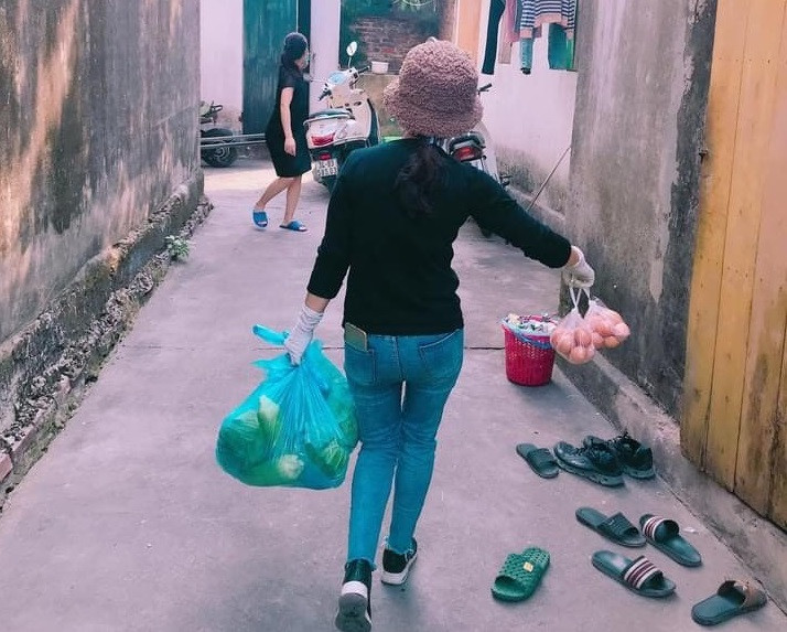 Những suất hỗ trợ tuy không lớn nhưng giúp các công nhân tạm vượt qua những ngày tháng khó khăn.