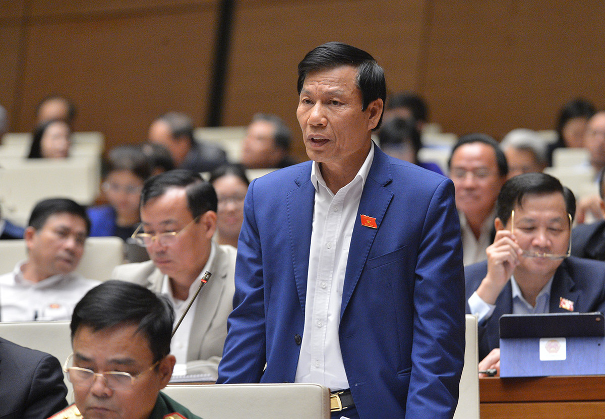 Bộ trưởng Bộ Văn hóa, Thể thao và Du lịch Nguyễn Ngọc Thiện (sinh năm 1959).