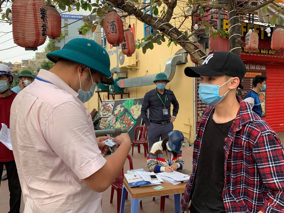 Hai Duong: Lanh dao mot so co so con lo la chong COVID-19
