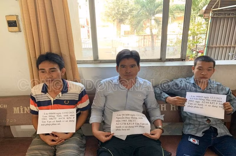 Với sự vào cuộc của cả hệ thống chính trị trong thời gian qua tình trạng đốt pháo nổ trái phép đã giảm nhiều so với những năm trước đây cùng với sự quyết tâm làm thay đổi căn bản, toàn diện về tình hình an ninh trật tự, Công an thành phố Biên Hòa đã kịp thời ngăn chặn các vụ việc phức tạp về an ninh trật tự đặc biệt các trường hợp vi phạm về pháo nổ mang lại cho nhân dân thành phố Biên Hòa đón một mùa xuân trọn vẹn bình yên hạnh phúc.