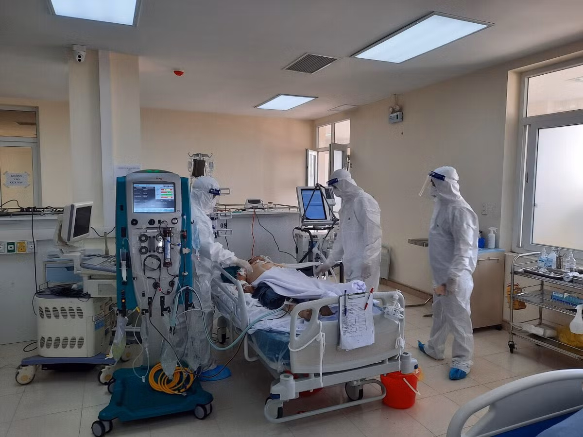 Cam on nhung “thien than khoac ao Blouse trang”