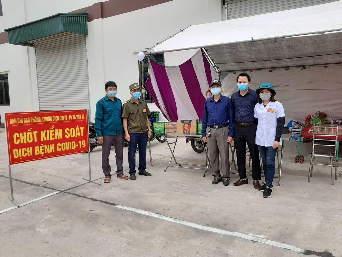 Nu can bo y te tu vong do tai nan khi di truc chot kiem soat COVID-19