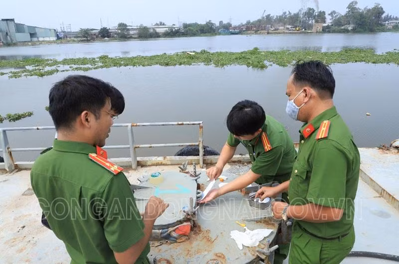 Trum duong day xang gia Le Thanh Trung: Lieu co bao ke?-Hinh-2