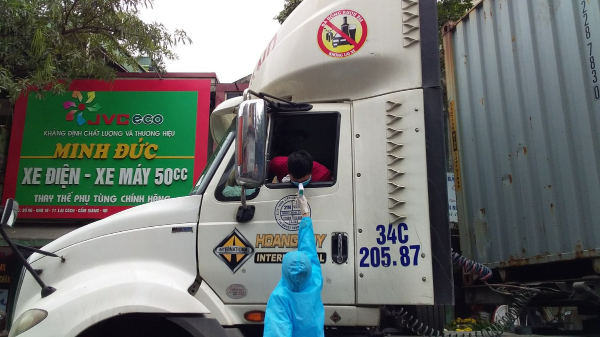 Cach ly xa hoi toan tinh Hai Duong: Han che xe luu thong QL 5, 18, 38, 38B, 17B,37