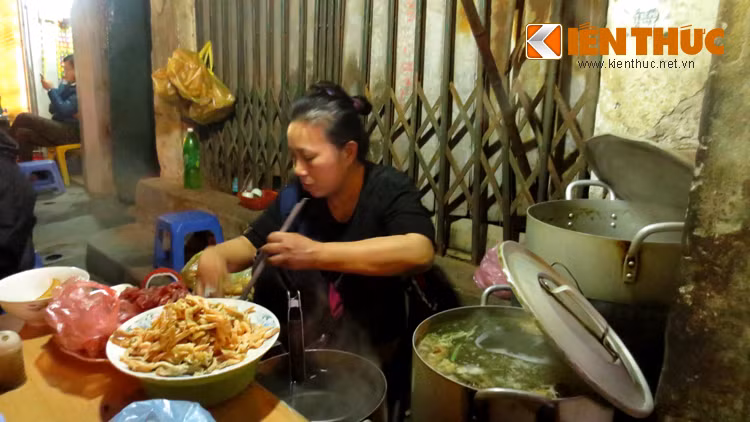 Bi mat cua quan pho 20 nam tuoi gia re nhat HN-Hinh-2