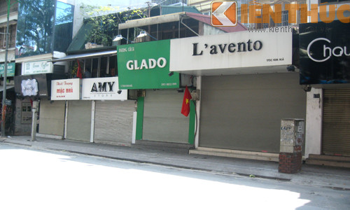 Xem cảnh hàng quán Hà Nội đóng chặt cửa sau Tết Xem canh hang quan Ha Noi dong chat cua sau Tet