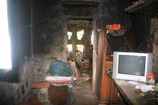 Tan muc can nha sieu di, xay 35 nam chua xong-Hinh-10