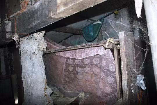 Tan muc can nha sieu di, xay 35 nam chua xong-Hinh-8