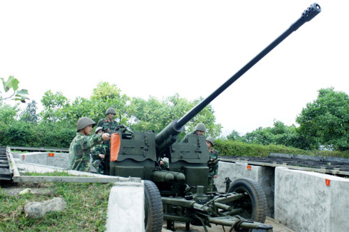 Bo doi phong khong Viet Nam luyen quan dau xuan-Hinh-2