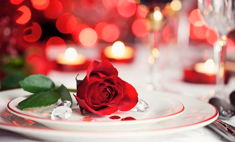 Diem danh dich vu doc Valentine 2015 hai ra tien