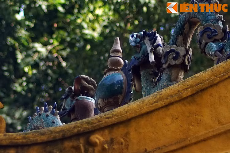 Đến ngày 9/9, Công an quận Bình Thạnh bắt giữ thủ phạm, thu giữ trái châu và một số tang vật liên quan. Qua đấu tranh, bị can khai thêm một số vụ trộm cổ vật ở các chùa chiền khác.