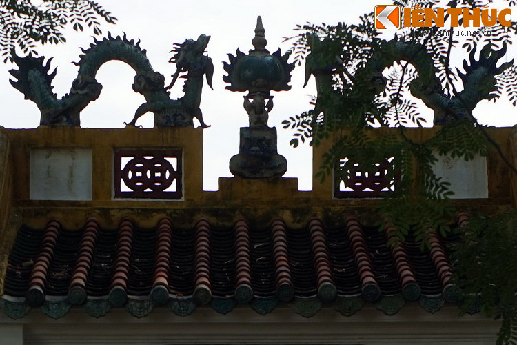 Sau khi hoàn tất các thủ tục, trái châu đã được trao trả cho Ban quản lý lăng Ông Bà Chiểu để gắn vào vị trí cũ.