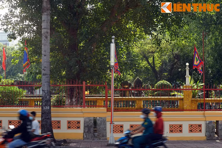 Theo Ban đô thị HĐND TP.HCM, Tả quân Lê Văn Duyệt (sinh năm 1764, mất năm 1832, còn được gọi là Tả quân Duyệt) là nhân vật lịch sử có công lao trong việc xây dựng, phát triển và bảo vệ vùng đất Gia Định và Nam Bộ. Vì vậy, TP.HCM cần phải có một con đường mang tên ông.