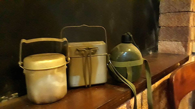 Chuyện lý thú về cái cà mèn của người Việt xưa Chuyen ly thu ve cai ca men cua nguoi Viet xua