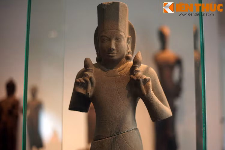 Vào năm 2012, tượng thần Surya Ba Thê đã được công nhận là Bảo vật quốc gia của Việt Nam.