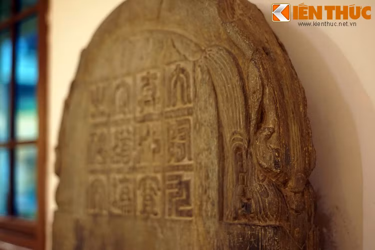 Khi mới được phát hiện, bia "Đại Tùy Cửu Chân" đã làm chấn động giới sử học Việt Nam vì đây là bia đá cổ nhất được biết đến vào thời điểm đó. Tấm bia giữ ngôi vị này cho đến năm 2013, khi một bia cổ hơn được tìm thấy ở Bắc Ninh.