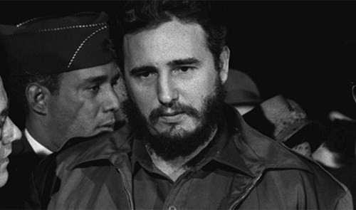 Chủ tịch Cuba Fidel Castro là một trong những nhà lãnh đạo có ảnh hưởng lớn và là người lãnh đạo con thuyền Cách mạng Cuba tiếp tục tiến lên. Ông chèo lái con thuyền xây dựng, phát triển đất nước Cuba theo con đường chủ nghĩa xã hội.