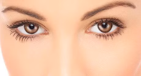 Tốt cho mắt: Quả me chứa một lượng vitamin A có tác dụng thiết yếu đối với tầm nhìn và giảm nguy cơ mắc bệnh thoái hóa võng mạc. Me cũng chứa một loại hóa chất đóng vai trò quan trọng như mucin (chất nhầy bảo vệ và nuôi dưỡng giác mạc). (Ảnh Natural).