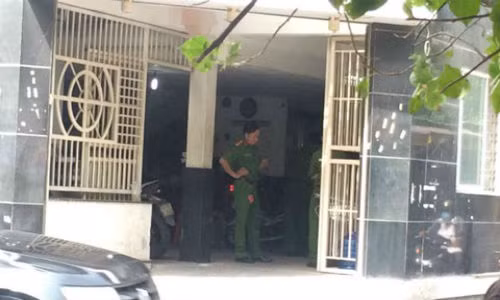 Nong: Nguoi dan vay bat hung thu giet nguoi