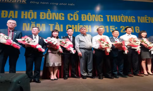 Sacombank thoai het von tai Cong ty Dich vu hang khong san bay Noi Bai