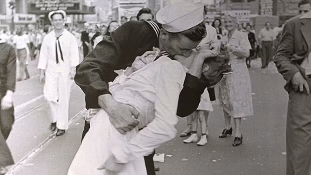 Su that bat ngo dang sau nhung buc anh noi tieng-Hinh-2