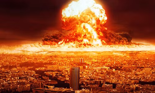 Thiên tài vật lý này cũng tiên đoán một cuộc chiến tranh hạt nhân lớn sẽ khiến Trái đất diệt vong.