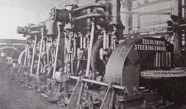 Không có kỹ sư nào trên tàu thoát chết trong thảm họa chìm tàu Titanic. Những kỹ sư này đã chìm cùng con tàu Titanic huyền thoại khi hy sinh thân mình tìm mọi cách giúp các hành khách có thêm cơ hội rời khỏi con tàu đang chìm dần xuống đáy biển.