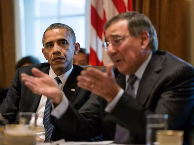 Tháng 8/2010, giám đốc CIA khi đó là ông Leon Panetta đã trao đổi với Tổng thống Barack Obama và những cố vấn cao cấp về các phát hiện trên. CIA cho rằng Mỹ không nên thông báo với Pakistan về kế hoạch cử quân đội tiêu diệt trùm khủng bố vì lo ngại "họ có thể cản trở kế hoạch, hoặc báo động cho đối tượng".