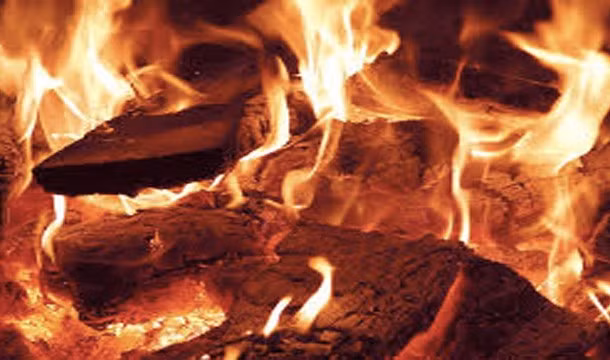 Một số vua chúa Inca chỉ mặc trang phục một lần. Sau đó, số trang phục từng được nhà vua khoác lên người trên sẽ được đem đi đốt.