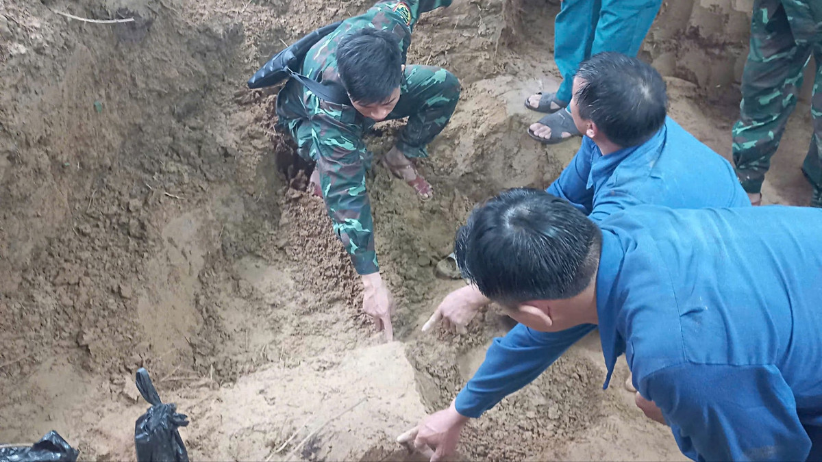 Phat hien 4 hai cot liet si o Quang Tri