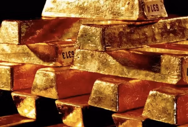 Tổng cộng có khoảng 70kg vàng, ẩn giấu kỹ lưỡng như thể là kho báu bị lãng quên từ thời xa xưa.