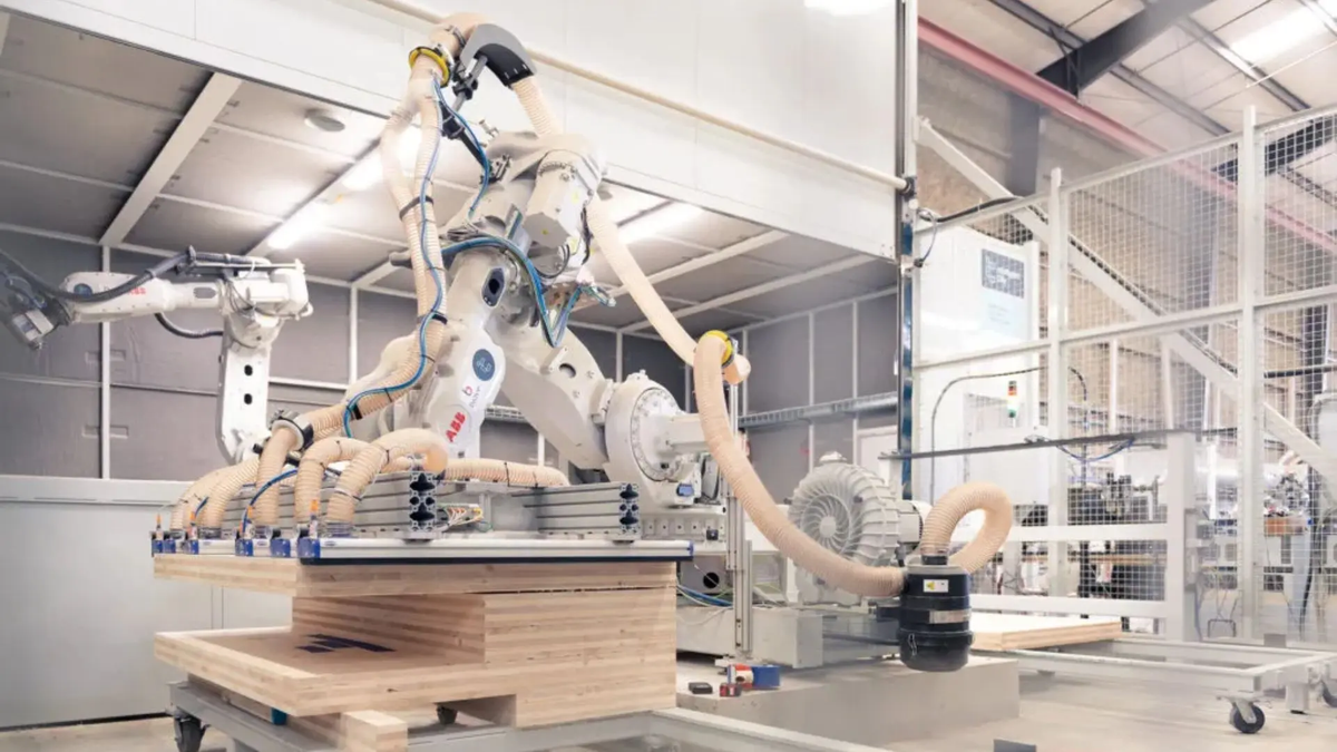 Tháng 5/2025, với sự tham gia của nhiều đối tác kiến trúc và xây dựng lớn như Windmill, Leader Lane và Moses Engineers.