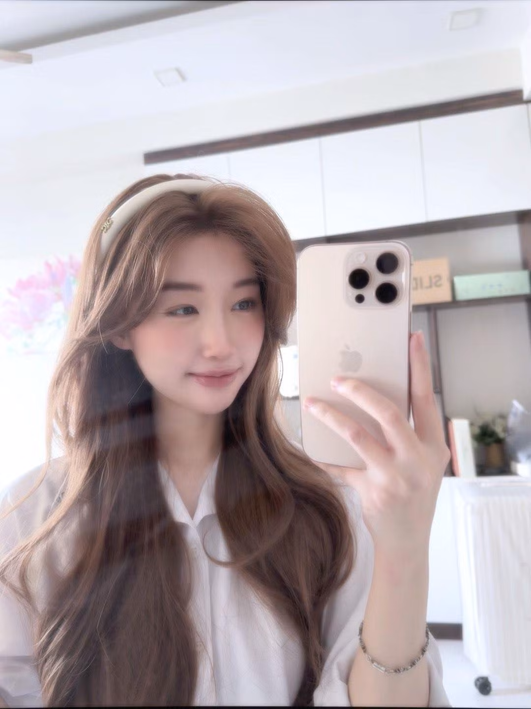 Cô từng là thành viên của The Queen Team, một nhóm nổi tiếng trong cộng đồng Liên Minh Huyền Thoại, cùng với các đàn chị như Nabee và Ohsusu. (Ảnh: FBNV)