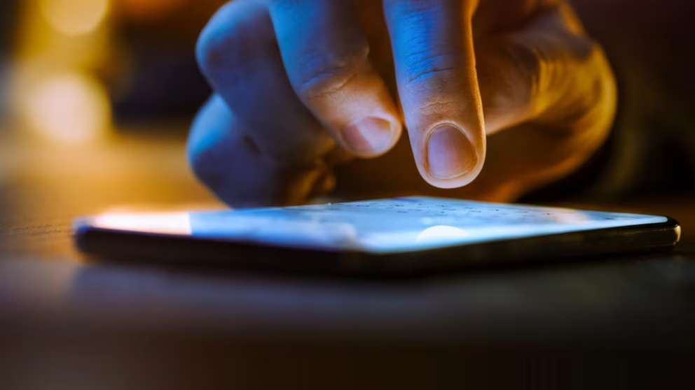 FBI cho biết hàng nghìn nạn nhân đã báo cáo về hình thức lừa đảo này kể từ tháng 3/2024, và tin nhắn được thiết kế gần giống nhau ở mọi nơi. (Ảnh: The Walt Disney Company)