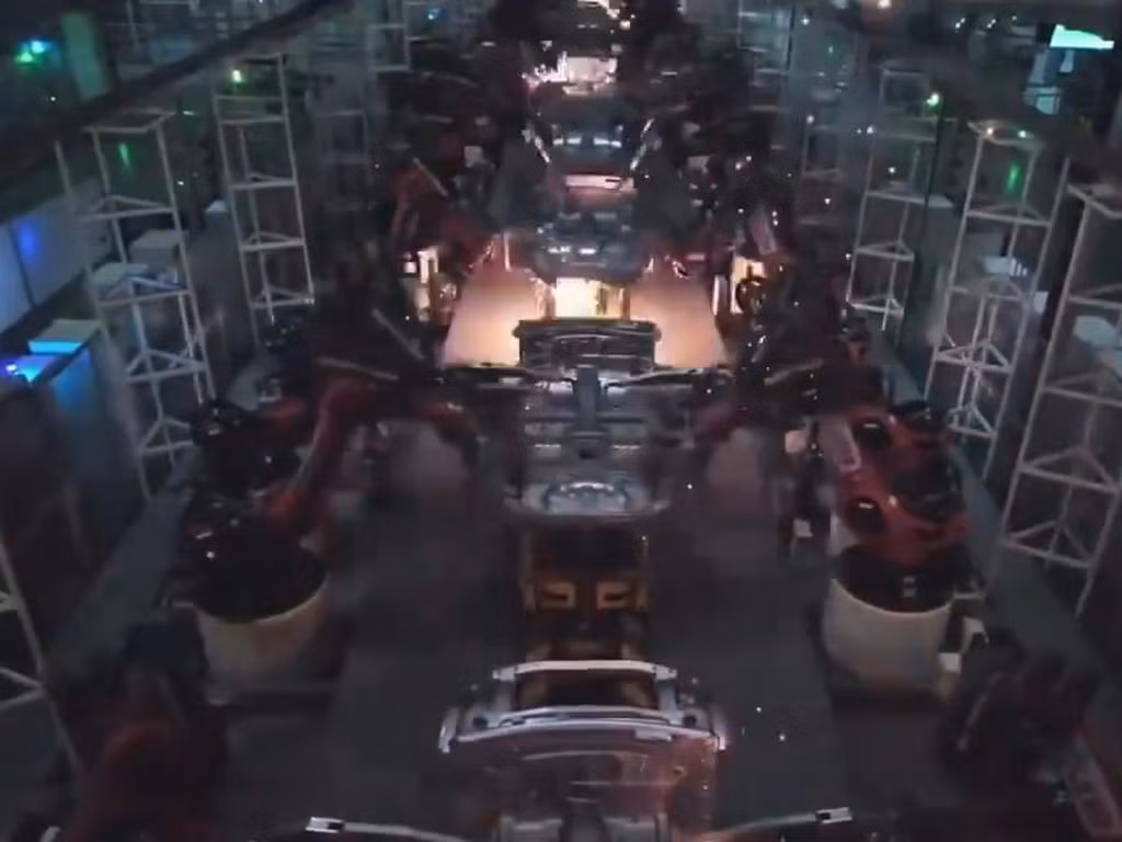 Xiaomi – công ty điện tử tiêu dùng tại Bắc Kinh – đã giới thiệu một nhà máy thông minh thế hệ mới, vận hành hoàn toàn tự động bằng trí tuệ nhân tạo (AI). (Ảnh: Người lao động)