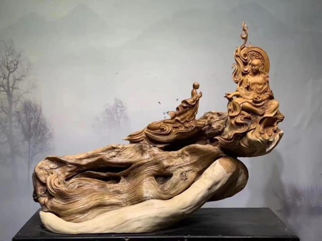 Mùi thơm tự nhiên từ gỗ có thể lưu giữ hàng trăm, hàng nghìn năm, khiến nó trở thành lựa chọn lý tưởng cho vật phẩm cao cấp. (Ảnh: Goviet)