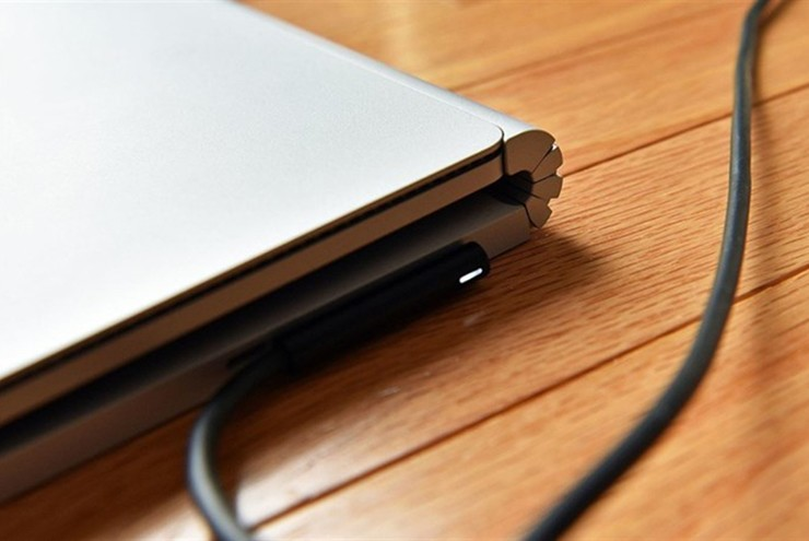 Tivi, hộp thu tín hiệu và máy tính để chế độ chờ vẫn ngốn điện do duy trì kết nối và chức năng khởi động nhanh.