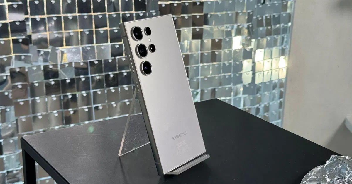 Dự kiến, Galaxy S26 Ultra vẫn sẽ dùng Snapdragon toàn cầu, trong khi các mẫu khác có thể quay lại dùng Exynos. (Ảnh: XTmobile)