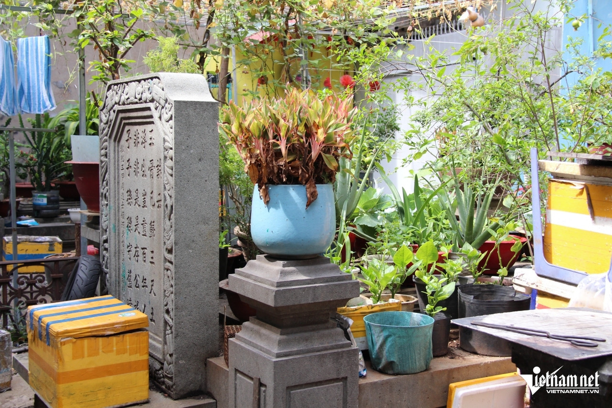 Canh kho tin o khu mo da cua dai gia nuc tieng Sai Gon xua-Hinh-5