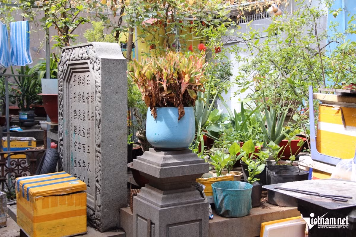 Canh kho tin o khu mo da cua dai gia nuc tieng Sai Gon xua-Hinh-5