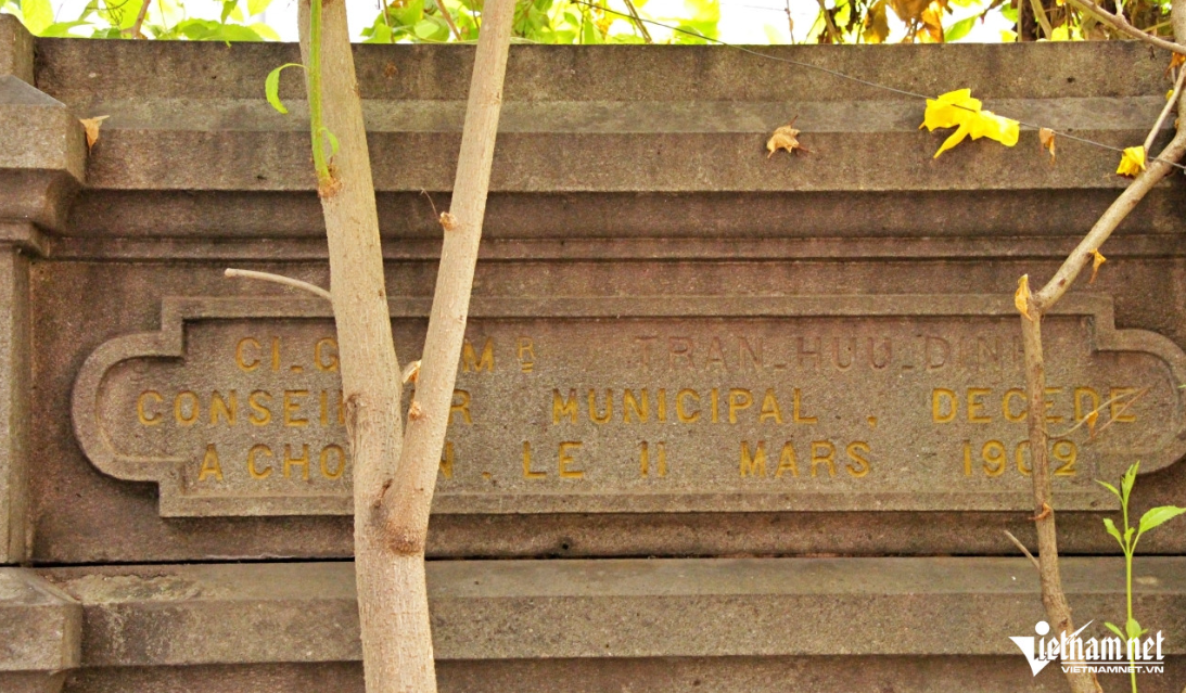 Canh kho tin o khu mo da cua dai gia nuc tieng Sai Gon xua-Hinh-2