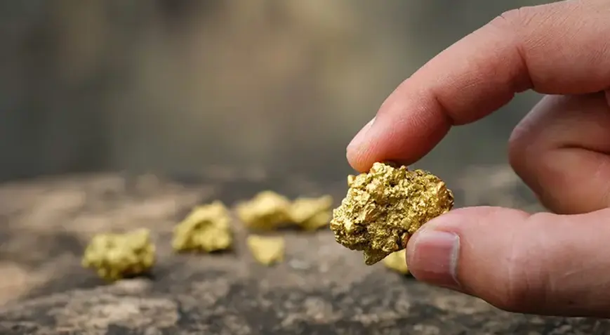 Phát hiện này gồm khoảng 150 tấn vàng, với giá trị ước tính khoảng 54 tỷ euro, được đánh giá là một trong những khám phá khoáng sản quan trọng nhất ở Pháp trong nhiều thập kỷ. (Ảnh: Milliyet)