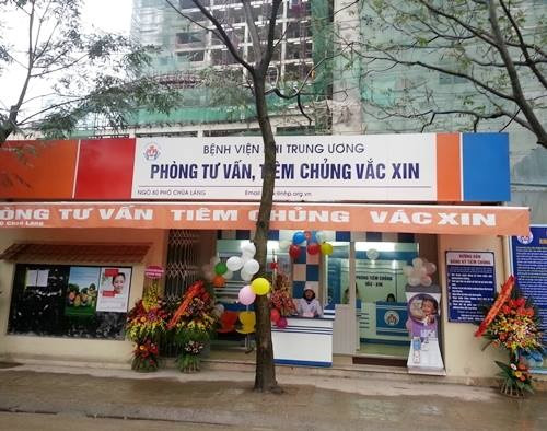Điểm tiêm chủng mới tại Bệnh viện Nhi TƯ.