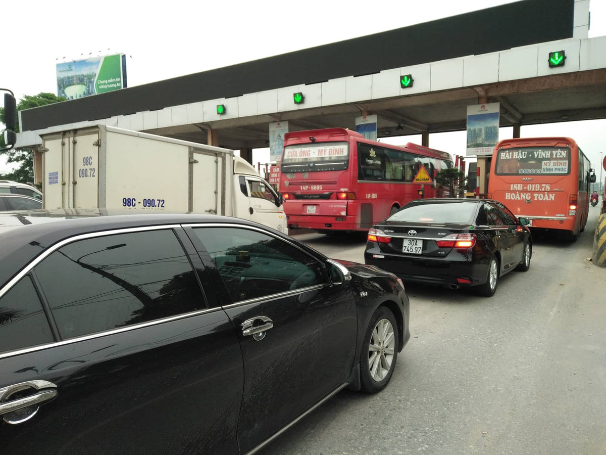 Hang chuc canh sat co mat o BOT Bac Thang Long - Noi Bai lam gi?-Hinh-6