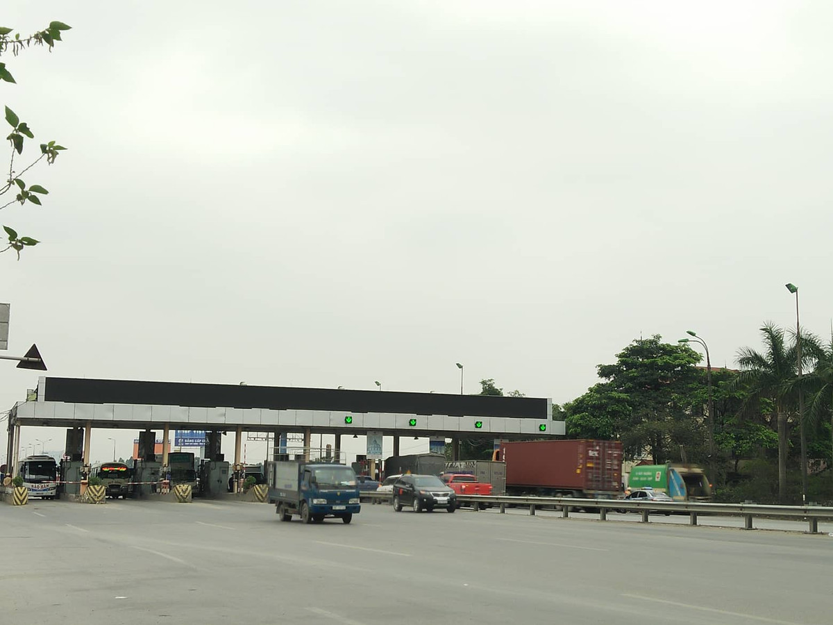 Hang chuc canh sat co mat o BOT Bac Thang Long - Noi Bai lam gi?-Hinh-3