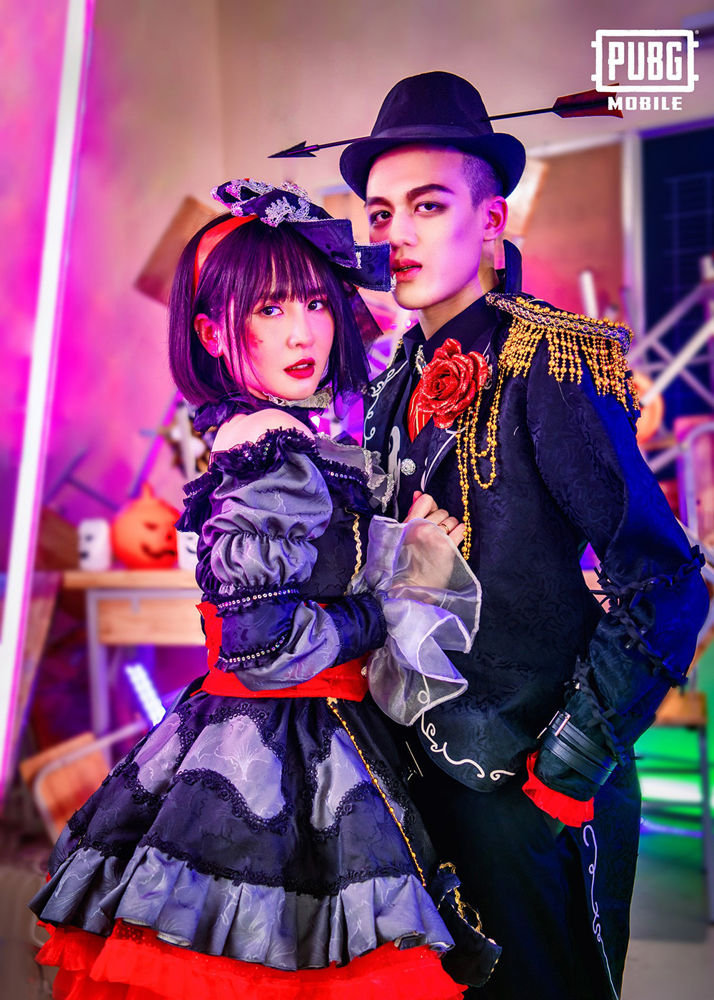 Ngân Sát Thủ úp mở tin đồn hẹn hò với Feri - đàn em hoạt động cùng công ty, sống cùng nhà. Vậy nên anh chàng được cho rằng là 1 trong 10 người yêu của nữ streamer.