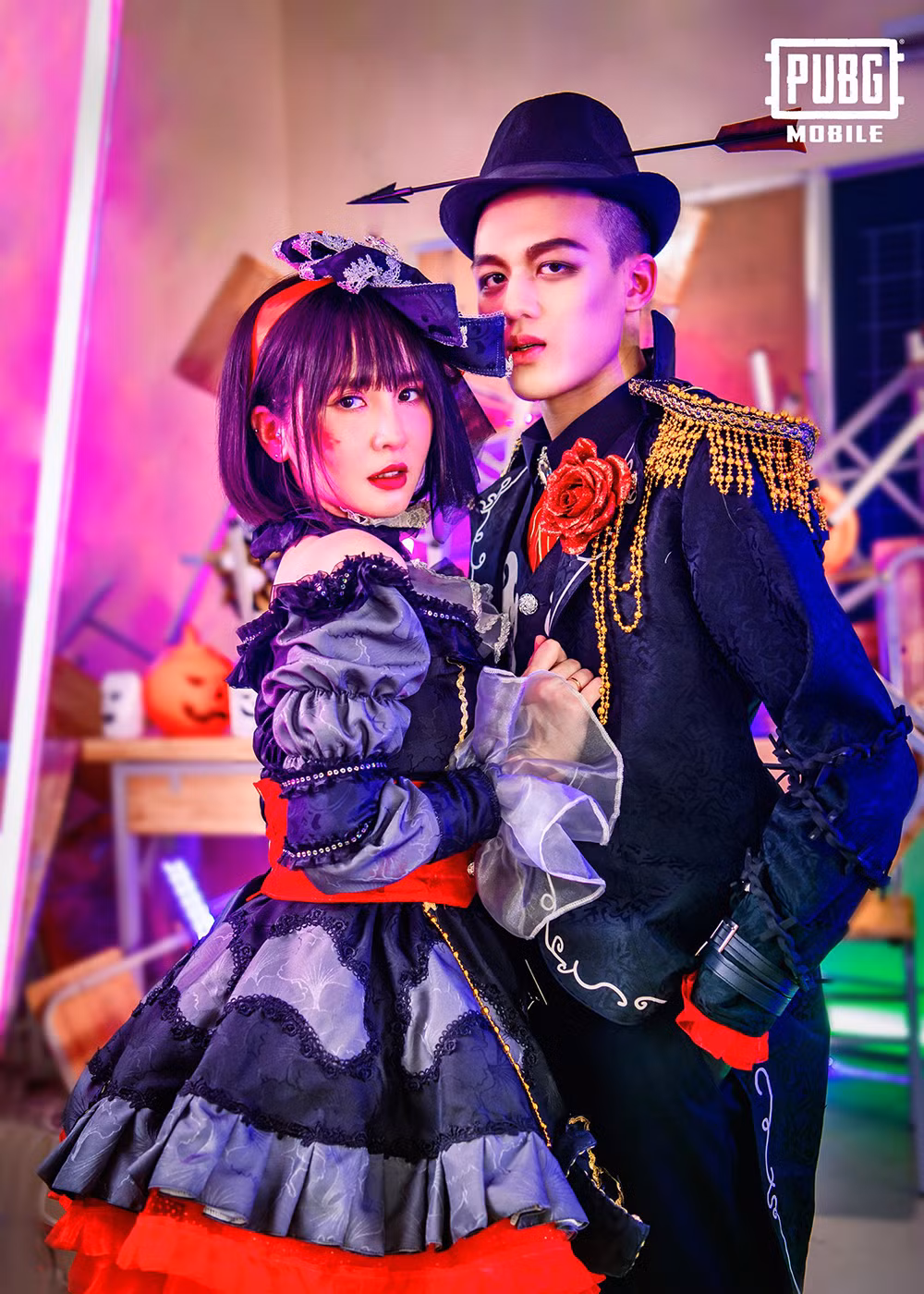 Ngân Sát Thủ úp mở tin đồn hẹn hò với Feri - đàn em hoạt động cùng công ty, sống cùng nhà. Vậy nên anh chàng được cho rằng là 1 trong 10 người yêu của nữ streamer.