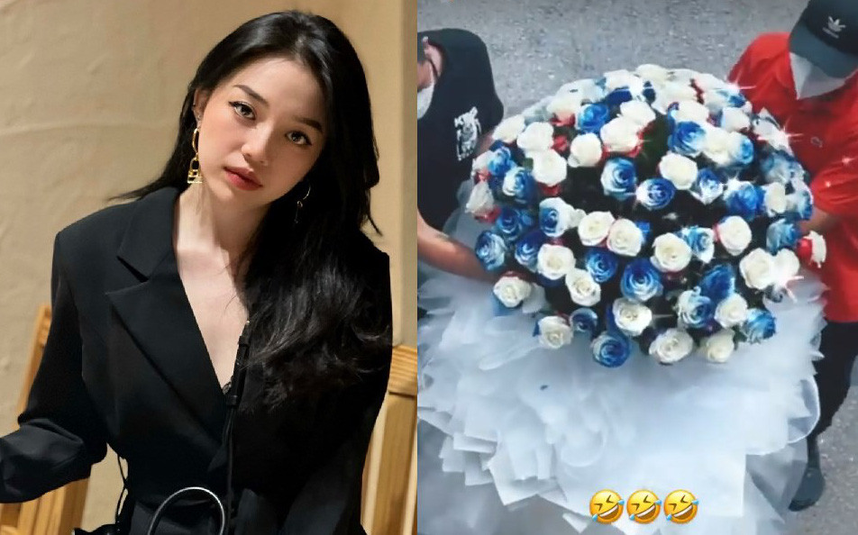 "Chúc các chị em phụ nữ một ngày 20/10 thật là vui vẻ và hạnh phúc bên gia đình và người thân nhé!", kèm theo rất nhiều nụ hôn gió.