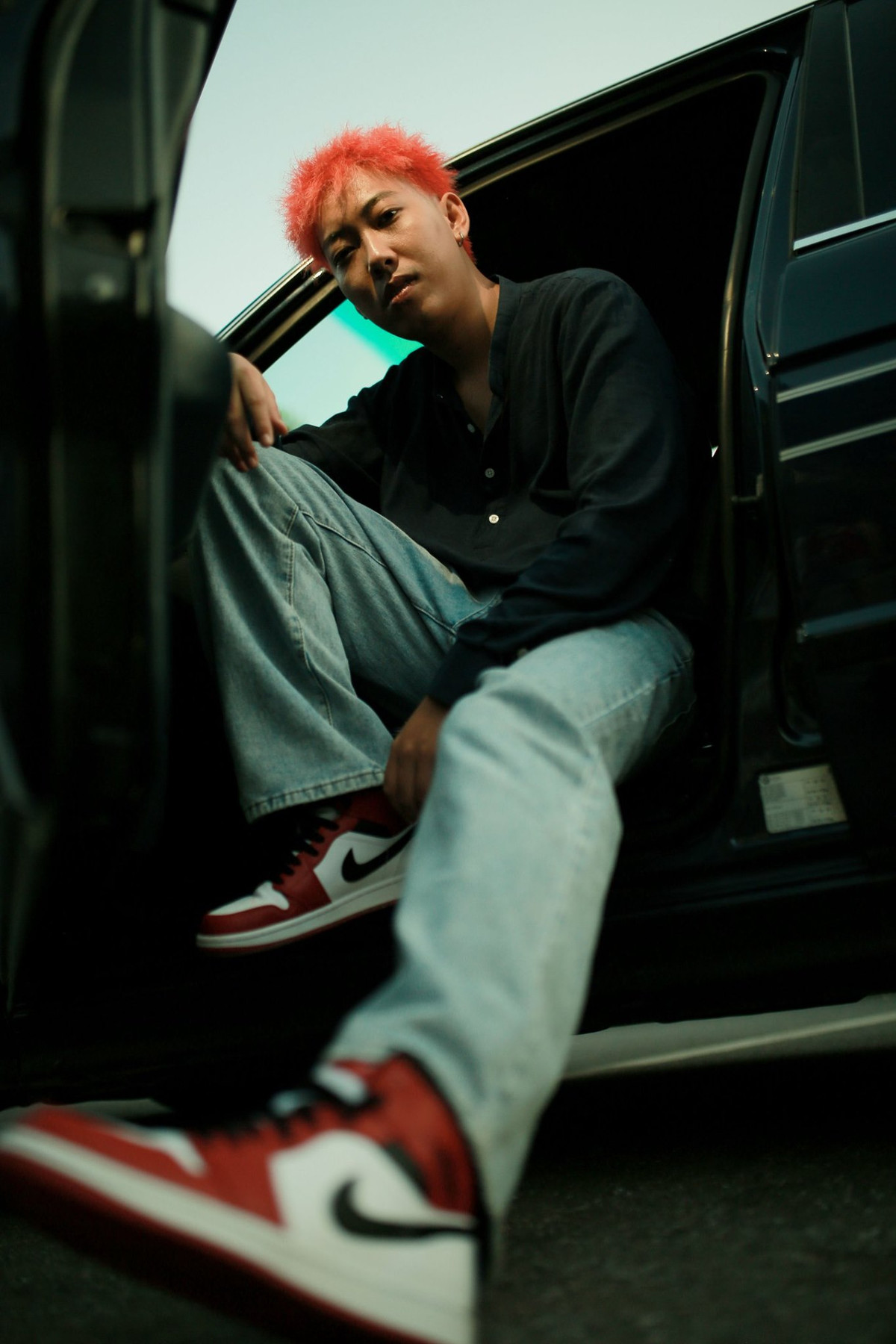 Ngoài công việc chính là một streamer, QNT cũng có một niềm đam mê lớn không kém, đó là âm nhạc. Những sản phẩm của nam streamer trên kênh YouTube cá nhân đều do tự anh sáng tác và hòa âm phối khí.